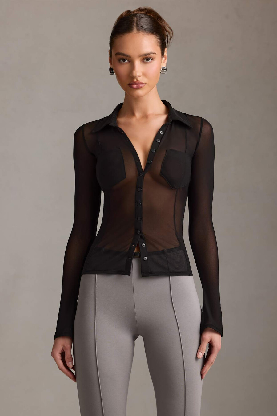 doorzichtige blouse met lange mouwen in zwart