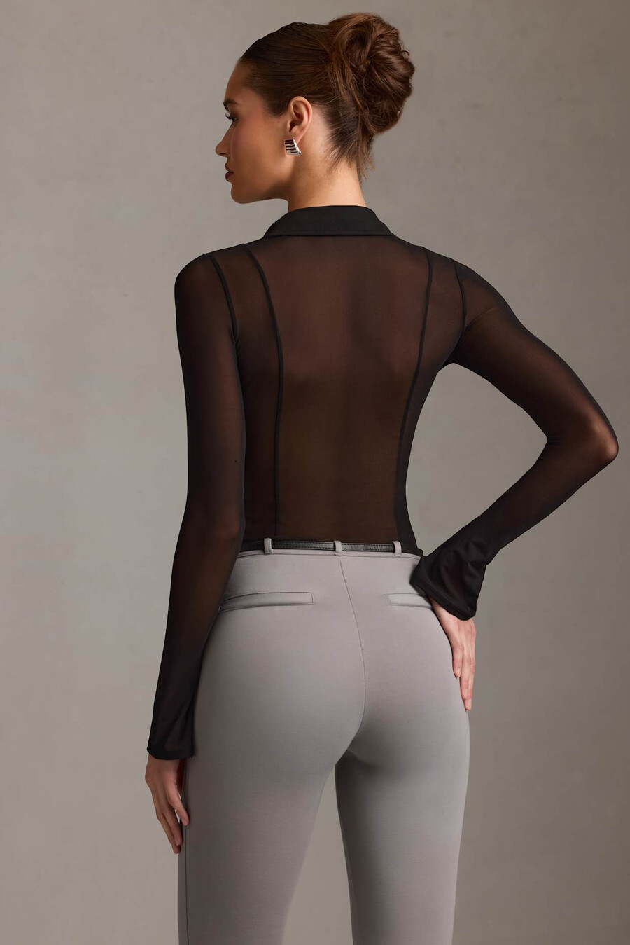 doorzichtige blouse met lange mouwen in zwart