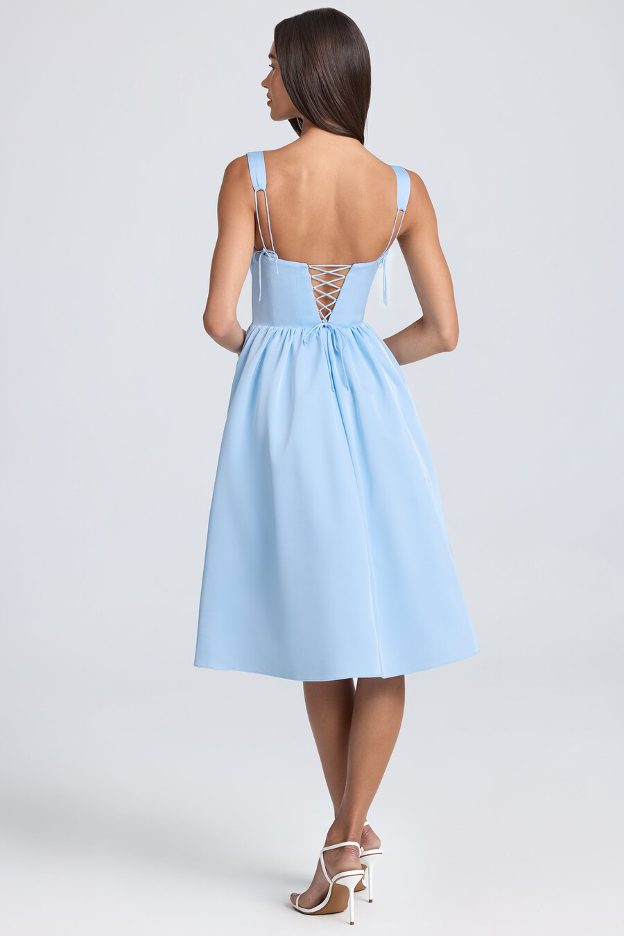 gedrapeerde korset midaxijurk in poederblauw