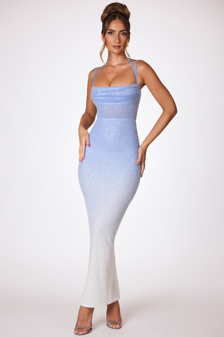 versierde maxi-jurk in blauw-wit ombré