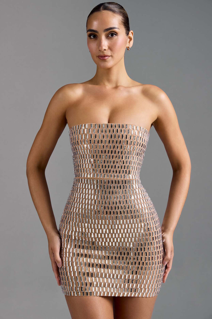 versierde bandeau mini-jurk in amandelkleur