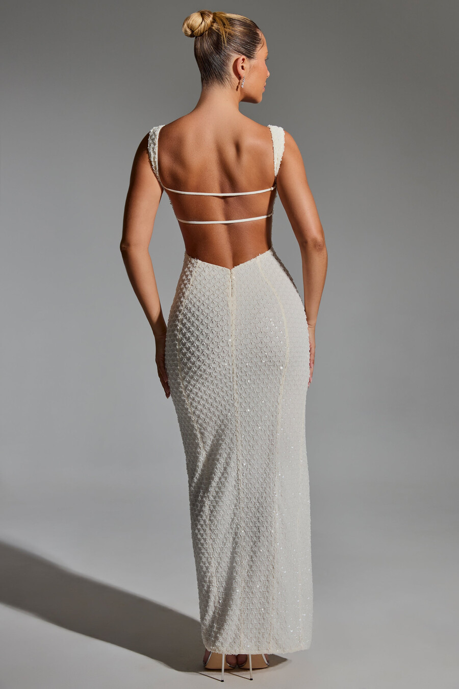versierde maxi-jurk met open rug in wit