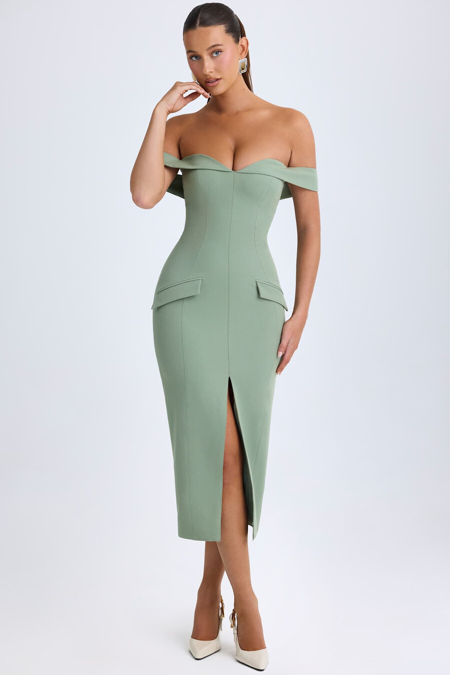 off-shoulder midaxijurk in kaki groen