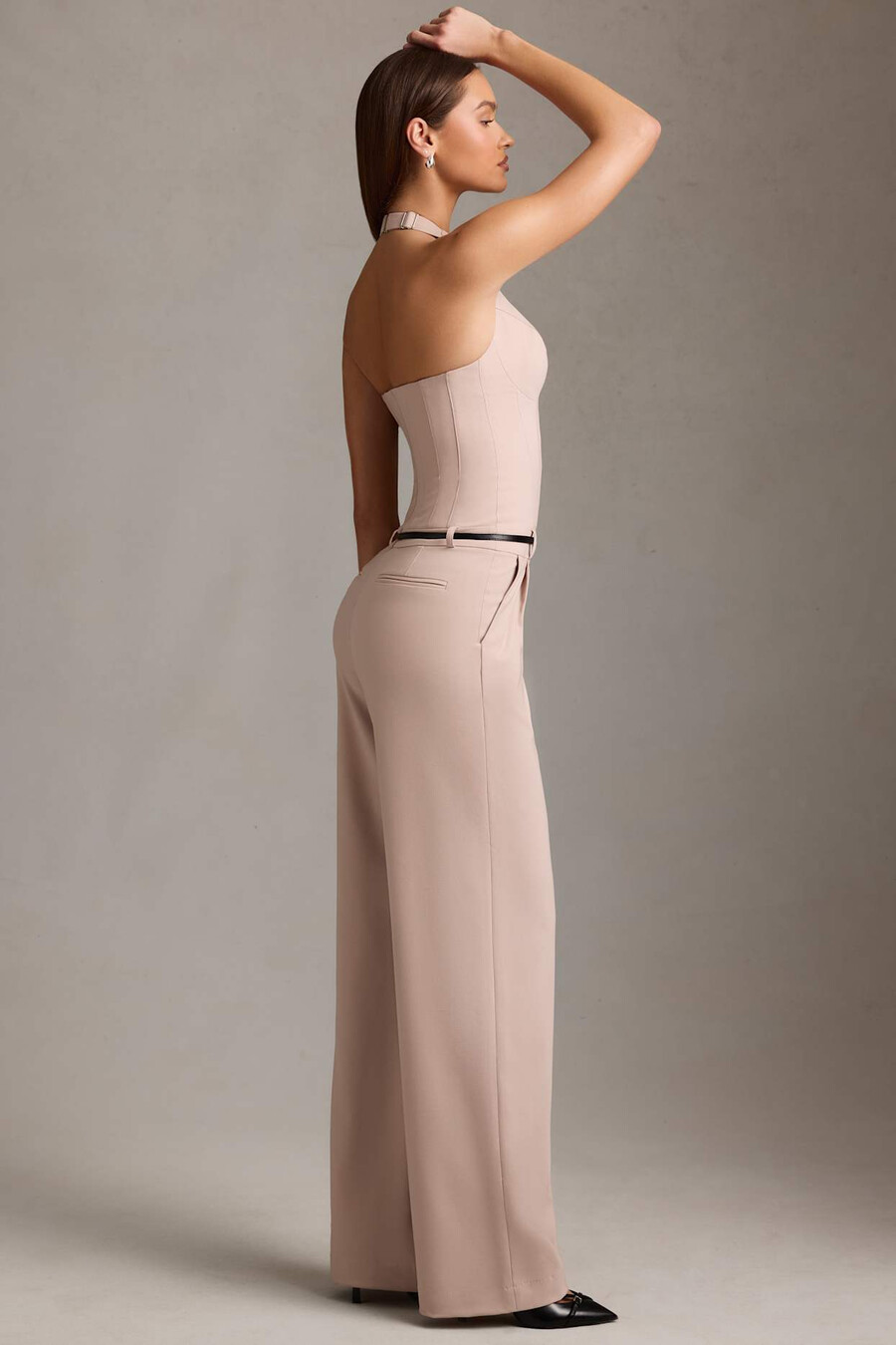jumpsuit met halternek en korsetdetails in paddenstoelkleur
