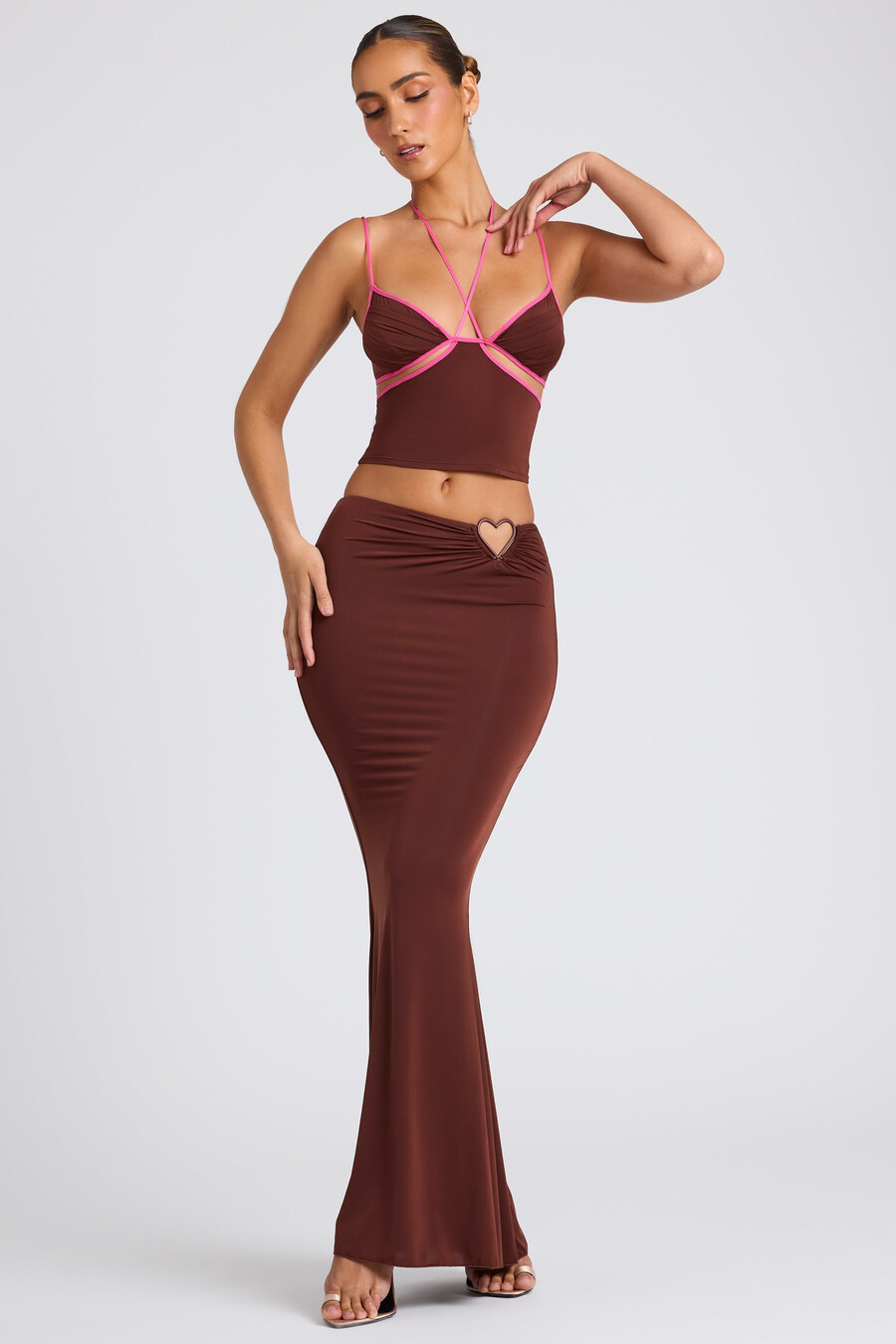 maxi rok met middelhoge taille in chocoladebruin