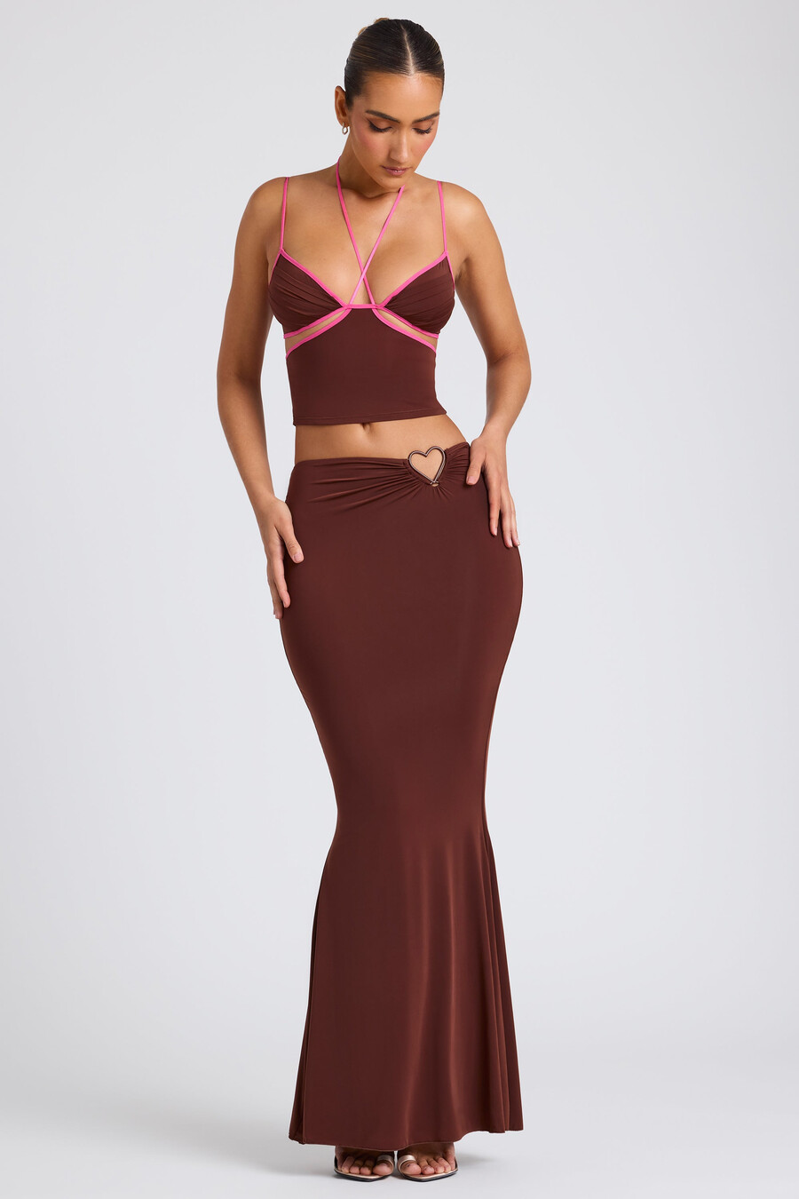 maxi rok met middelhoge taille in chocoladebruin