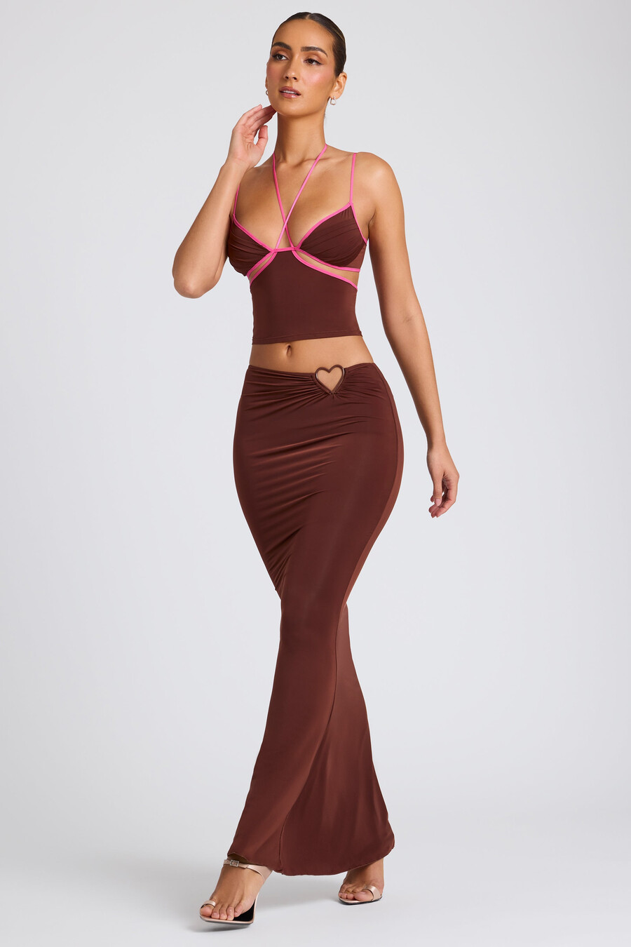 maxi rok met middelhoge taille in chocoladebruin