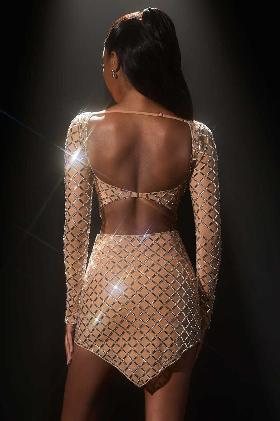 versierde asymmetrische crop top in amandelkleur