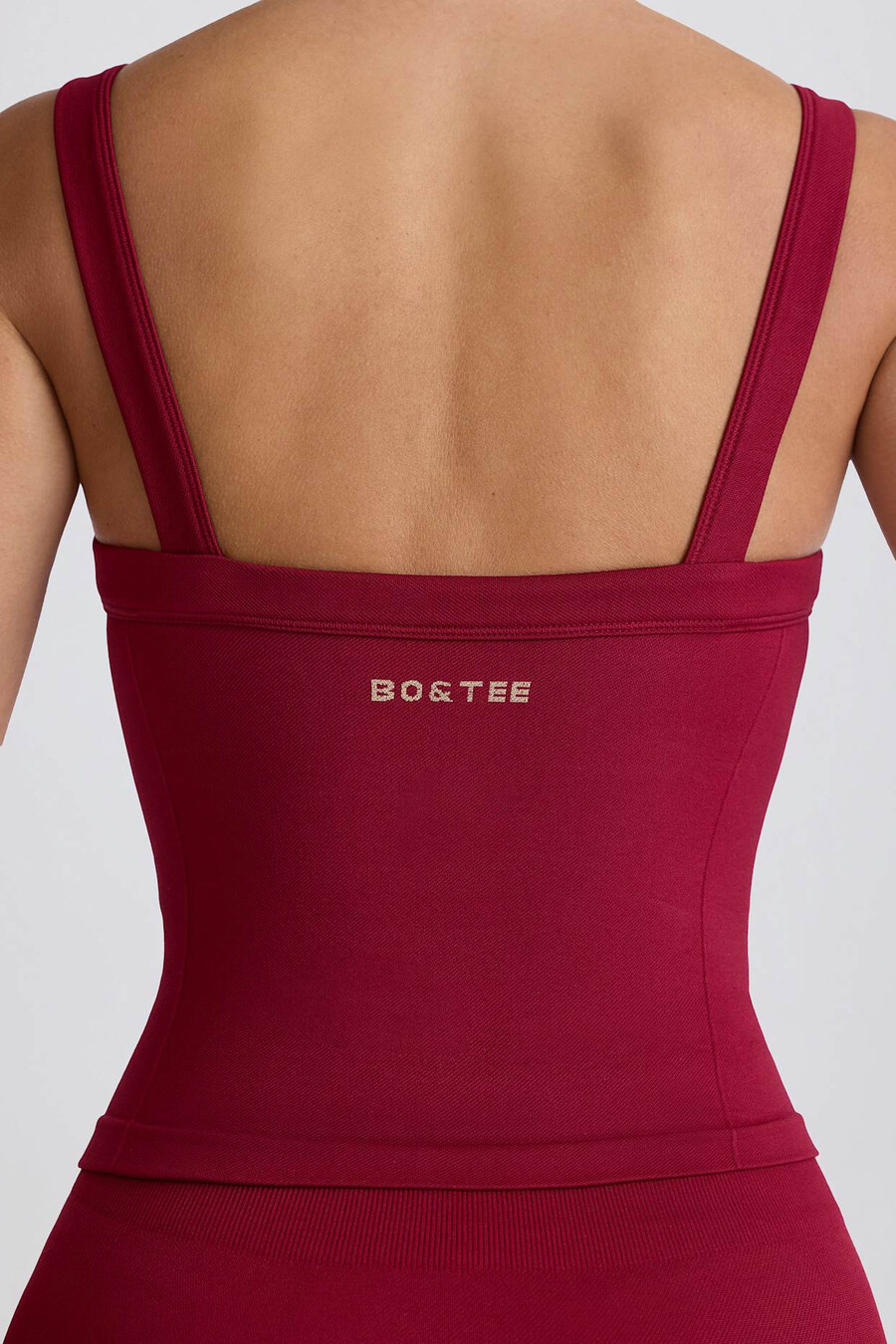 super sculpt seamless longline tanktop in bordeauxrood