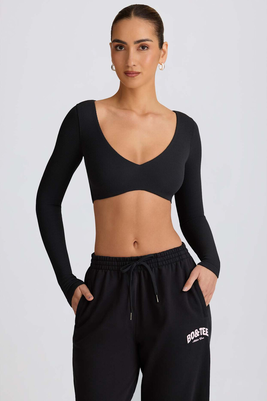 geribbelde modal crop top met lange mouwen in zwart