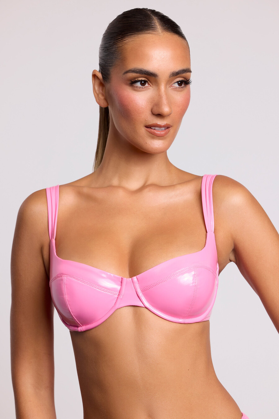 roze vinyl bralette met beugel