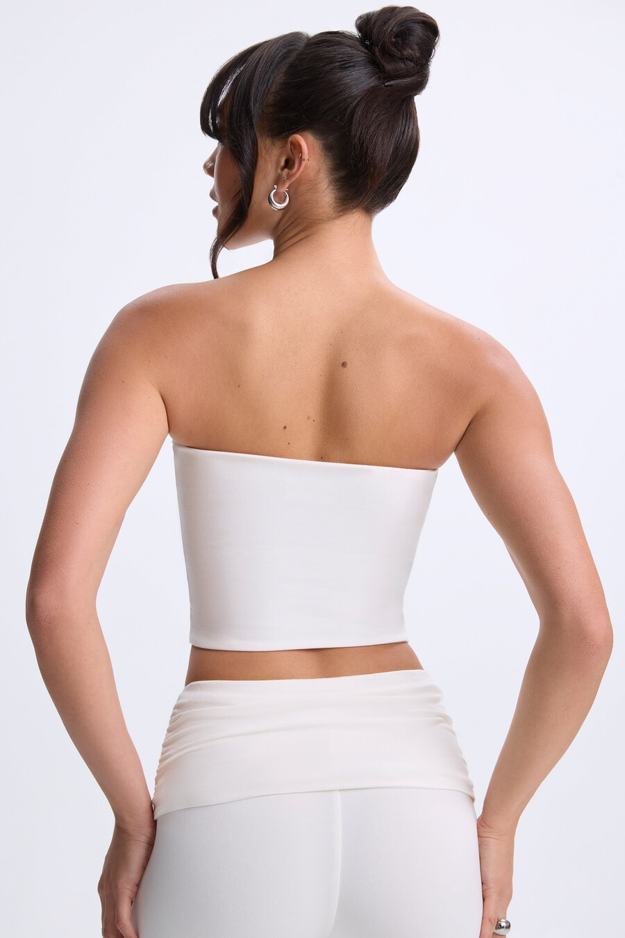 bandeau-top met gedraaide voorkant in wit