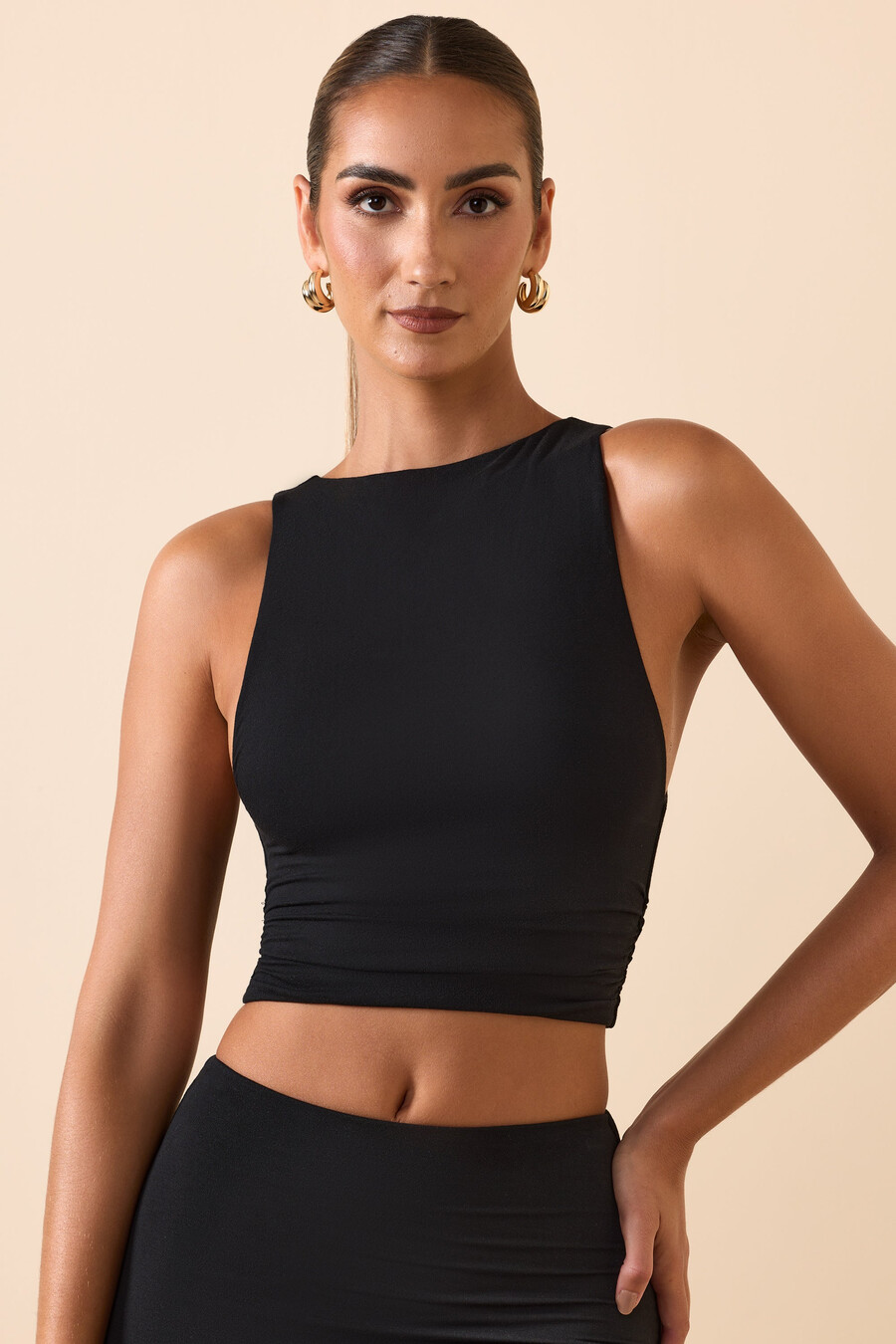 modal tanktop met boothals in zwart